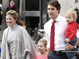 Prime minister justin trudeau and his wife, sophie gregoire trudeau, have decided to send their kids back to school, a few weeks after trudeau admitted they were still grappling with the decision. Justin Trudeau With His Wife Sophie Gregoire Trudeau Kids