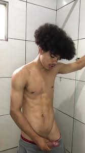 Light Skin Men: young - video 3 - ThisVid.com