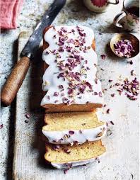 Cake Au Ras Al Hanout Glacage A La Rose Pour 8 Personnes Recettes Elle A Table Recette Recettes De Cuisine Gateaux Alimentaires Recette Sans Cuisson