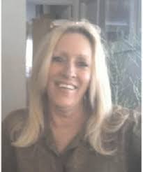 Lynda Barnett's Instagram, Twitter & Facebook