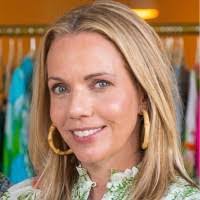 Elizabeth Ackerman's Instagram, Twitter & Facebook