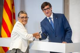 Olga Pané, la consellera de Salut de Illa que dice que los sanitarios  trabajan poco, quiere quitar los pediatras de la atención primaria y  defiende la privatización