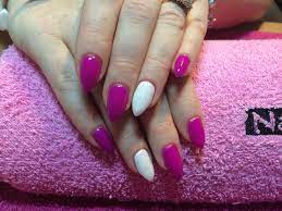 Fuschia White Glitter Pointy Gels Nails Nail Polish White Glitter Nails