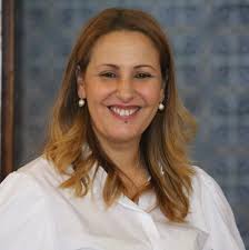 الليلة الفخفاخ كشف وفضح بكل جرأة فسادهم و عمالتهم وخيانتهم ونهبهم للبلاد من  اجل نفوذهم و مصالحهم مع قراءة للكتل النيابية الجديدة والتحالفات تفهم الطرح  الخطير على البلاد اليوم ان كانت هناك