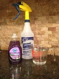How To Make The Best Shower Door Cleaner Ever With Dawn Vinegar Clean Shower Doors Cleaning Hacks Shower Doors