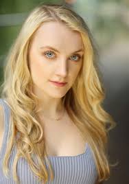What is the best costume that evanna wears when playing luna lovegood in the harry potter movies? Drogheda Leader Harry Potter Star Evanna Lynch Who Is Facebook