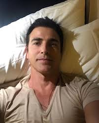 Mas, ao invés de interpretarem eles mesmos, como é de costume, encarnaram. Relacao Gay Com Reynaldo Gianecchini Theodoro Cochrane Conta Toda A Verdade Sobre O Seu Relacionamento Com O Ex Da Mae Mundo Flash