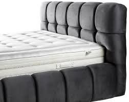 Misure inferiori al letto a due piazze · letto matrimoniale standard: Casa Padrino Letto Matrimoniale Di Lusso Grigio Varie Misure Letto Moderno Con Materasso Mobili Da Camera Da Letto Casa Padrino De