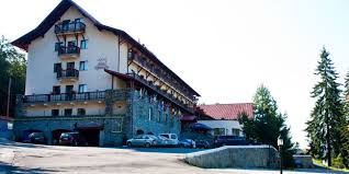 Filmul de animatie online cenusareasa 2: Hotel Rozmarin 4 Predeal Romania