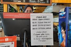 Ppkm mikro akan melibatkan unsur babinsa, babinkamtibmas, satpol pp pemerintah dan masyarakat itu harus sinergi. 7rr7uuokdzsakm
