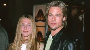And, you never see this, but off the red carpet she. Great Outfits In Fashion History Beauty Edition Jennifer Aniston S Insanely Long Perfectly Highlighted Hair Fashionista