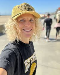 femaleentrepreneur #futureofbusiness #workfromanywhere #creativeindustry  #womeninbusiness #globalbrands #marketingandadvertising