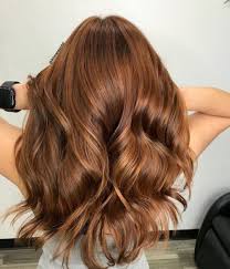 Top 10 Fall Hair Colors Of 2020 According To Colorists This Autumn In 2020 Red Brown Hair Color Red Brown Hair Reddish Brown Hair Color