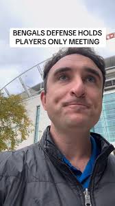 The Bengals defense held a players only meeting. On Sunday, the Bengals  lost to the Jets and gave up over 500 total yards of offense. , #nfl  #cincinnati #bengals