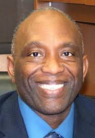 MCC gives faculty, staff 5 awards