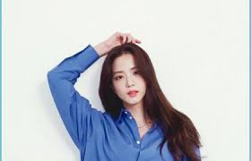 Kim jisoo is a member of the 2016 yg group called black pink. Jisoo Wallpaper Pc Blackpink Jisoo Blackpink Wallpaper Jennie Kim Red Lipstick 720x1280 Download Hd Wallpaper Wallpapertip Download All Mobile Wallpapers And Use Them Even For Commercial Projects