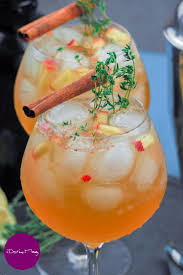 Ich würde mich sehr freuen, wenn ich hier ein paar tipps bekäme. Kostlicher Apfel Zimt Gin Cider Cocktail Vegan Gin Cocktail Rezepte Bowle Rezepte Mit Alkohol Getranke Weihnachten