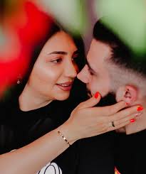 Gününüz xoş keçsin ❤️ Sevinc və gülümsəmə SEVGİnin vəhdədir❤️ Sevgi dolu  anların silinməz xatirəsi olan şəkillər.. Onlar bizimlə daha gözəldir📸  @whitemedia.az