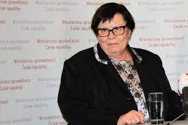 Marie benešová zastávala v minulosti funkci nejvyšší státní zástupkyně, ministryně spravedlnosti, či předsedkyně legislativní rady vlády. Ministryne Spravedlnosti Marie Benesova Hleda Predsedy Tri Krajskych Soudu Advokatni Denik