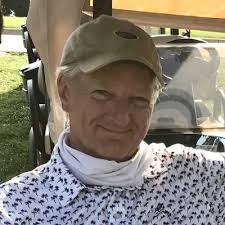 David Esler's Instagram, Twitter & Facebook