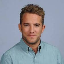 Tragedy of dad, 37, who never boarded his flight home as pregnant wife  waited in airport