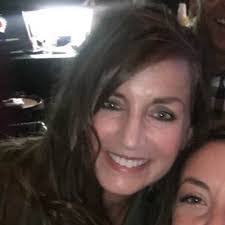 Kelly Faherty's Instagram, Twitter & Facebook