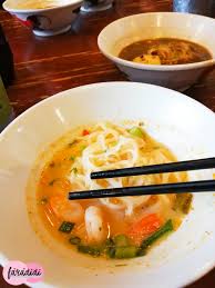 Ive went to others which at least have 2 to 3 spoons. Singgah Makan Di Amphawa Boat Noodles Johor Bahru