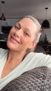 Joy Whitley's Instagram, Twitter & Facebook