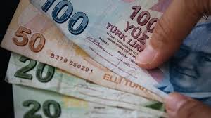 Mata uang selalu diperdagangkan berpasangan karena ketika anda membeli atau menjual satu mata uang harga yang ditampilkan untuk pasangan mata uang mewakili jumlah mata uang kutipan yang harus anda keluarkan untuk membeli satu unit mata. Lira Turki Anjlok Mengapa Indonesia Tak Berpengaruh Banyak