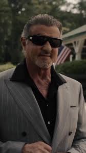 Dwight Males A Deal with Bill Tulsa King