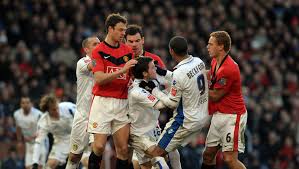 All eyes will be on elland road when leeds united and manchester united face each other in the premier league round 33. 5 Classic Clashes Between Manchester United Leeds Ahead Of Wednesday S Pre Season Friendly 90min