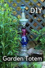 Easy Diy Glass Garden Art Totem Fiberartsy Com Garden Totem Glass Garden Art Glass Garden