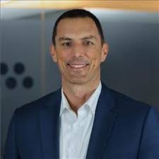 Jeff Hollifield's Instagram, Twitter & Facebook