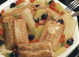 Comment Preparer Une Roussette Et Une Poelee De Celeri Recette Recette Recettes De Cuisine Recette Poisson Recette Roussette