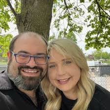 Rachel Kamps's Instagram, Twitter & Facebook