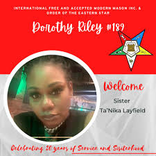 Michigan sisters rip the runway at convention