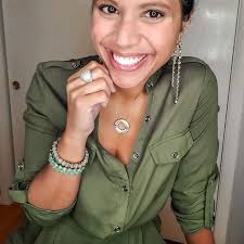 My girlfriend is about getting married, what color would you suggest she  use for her asoebi🤔🤔 Me: apple green and milk yellow😏