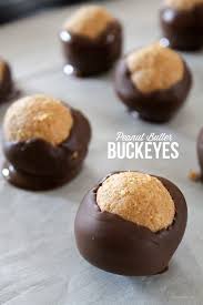 Simple Peanut Butter Buckeye Recipe Buckeyes Recipe Graham Cracker Recipes Sweet Desserts