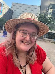 Lost wallet at Fairbanks skate park between 5-6pm