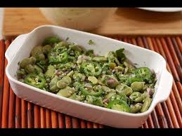 Un clásico de la cocina española sencillo de preparar y que soluciona las comidas y las cenas de muchos de la habas estofadaseste es uno de los platos típicos en los que podemos difrutar de esta maravillosa hortaliza. Ensalada De Habas Youtube