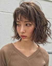 丸顔さんでも幼くならない 前髪ありボブのおしゃれなヘアスタイルを一挙ご紹介 folk パーマ デジタルパーマ ボブ デジタルパーマ