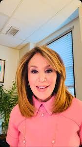 Anne Yearwood's Instagram, Twitter & Facebook