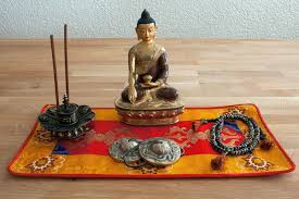 Traditionelle Tibetische Altardecken Fur Ihre Wohnung Oder Hausaltar Buddha Statuen Statuen Klangschale