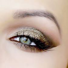 20 Idees De Make Up Pour Les Yeux Verts Les Eclaireuses Maquillage Yeux Maquillage Yeux Verts Maquillage