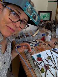 Jeweler Larry Bruno ♻️ transforms old gold and gems into stunning new  creations 💍—proving that recycling in jewelry can preserve beauty and  reduce waste sustainably 🌿✨ ㅤ Read more from our featured