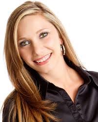 Meredith Holland's Instagram, Twitter & Facebook