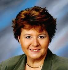 Jo Dunn's Instagram, Twitter & Facebook