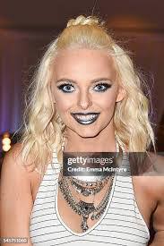 Megan Cahill's Instagram, Twitter & Facebook