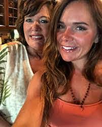 Heidi Harter's Instagram, Twitter & Facebook