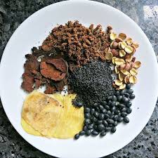 Chinese Herbs For Hair He Shou Wu Is The Major Herb To Turn Hair Black By Nourishing Kidney Www Pictureh Chinese Herbal Medicine Chinese Herbs Herbs For Hair